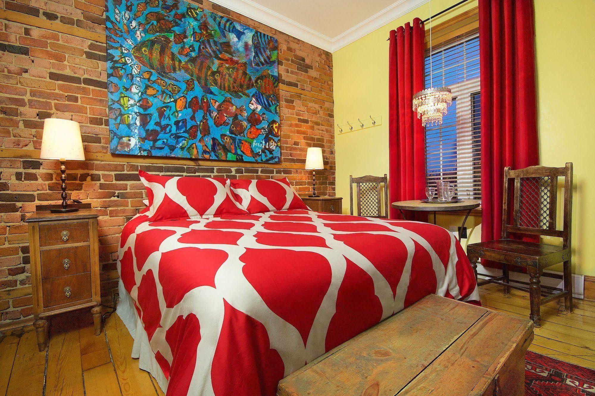 Auberge Les Bons Matins Montreal Exterior photo